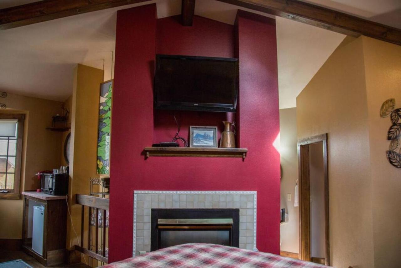 Sundance Suite, 1 Bedroom With Fireplace Dogs Ok Estes Park Bagian luar foto